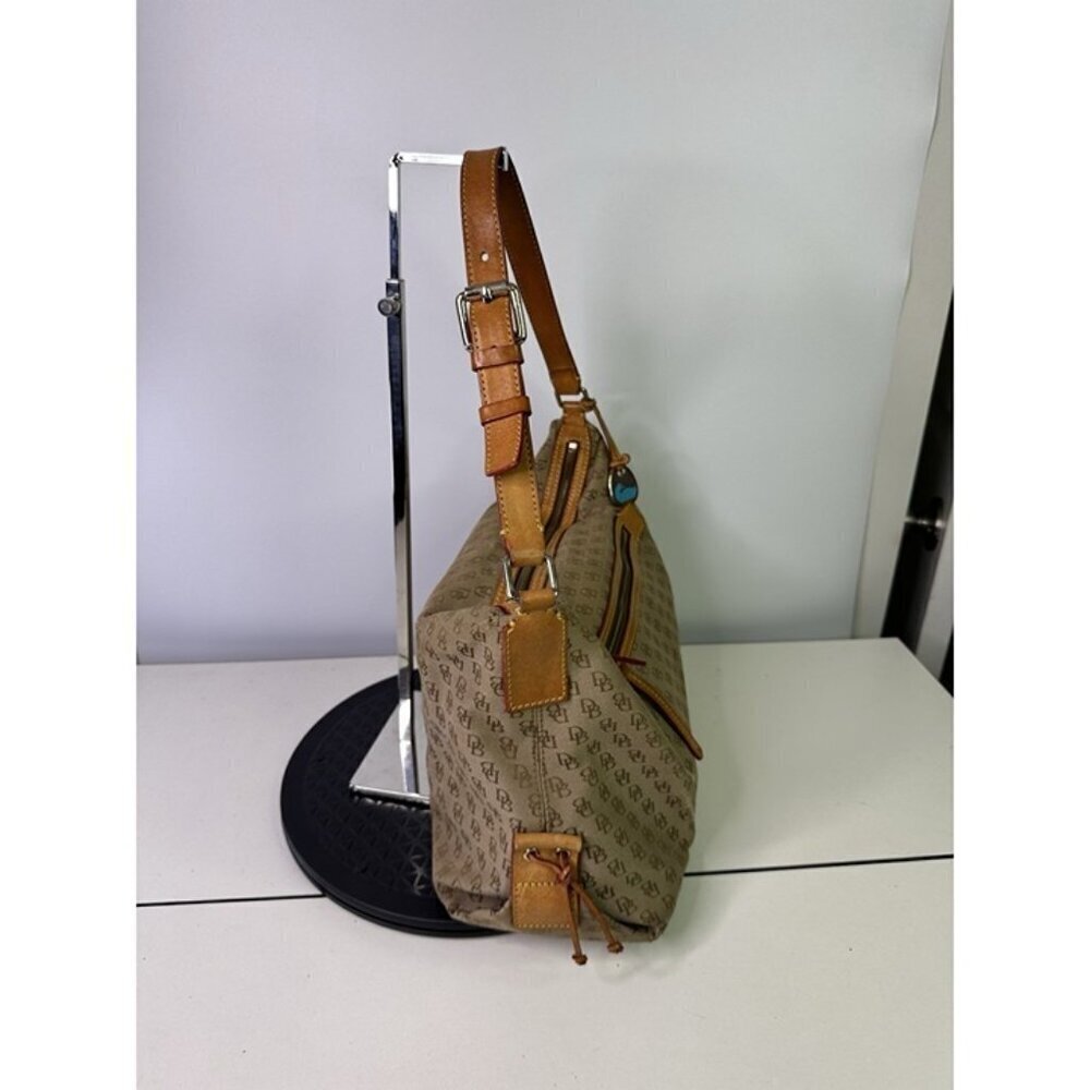 Vintage Dooney & Bourke Tan Signature Canvas Leather Monogram Shoulder Bag Purse - Picture 2 of 12
